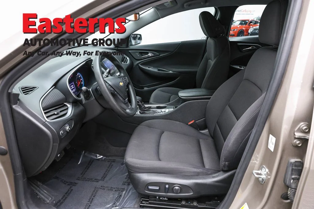 Used 2024 Gray Chevrolet LT image 14