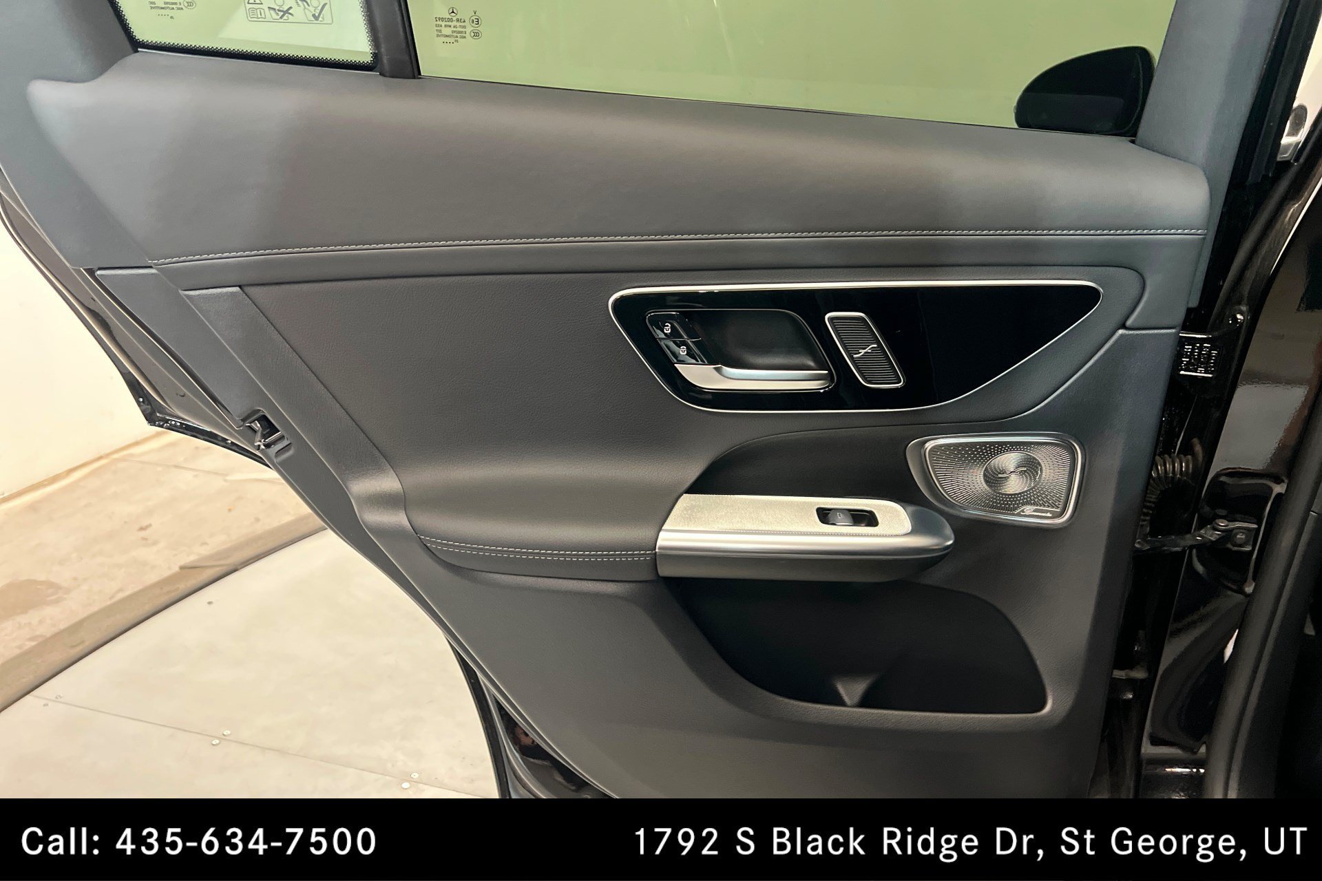 Certified Used 2026 Black Mercedes-Benz GLC 300 image 19