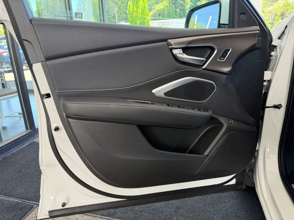 New 2026 Platinum White Pearl Acura SH-AWD image 11