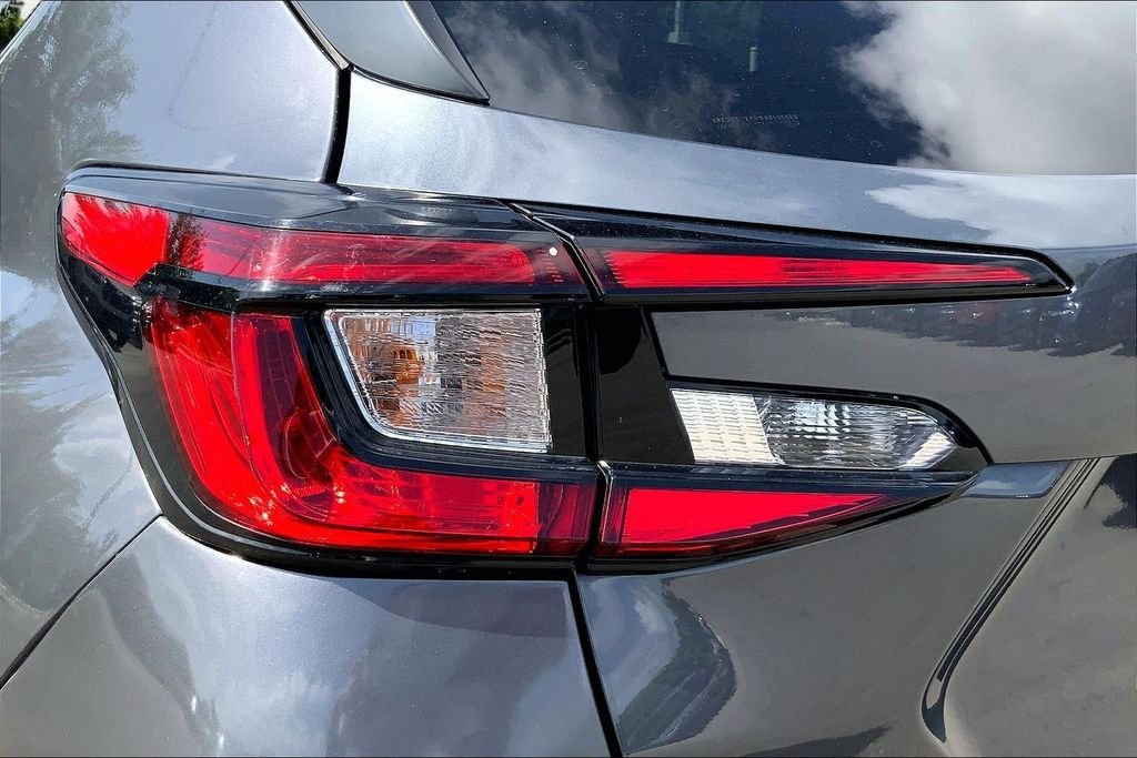 Used 2025 Gray Subaru Limited image 21