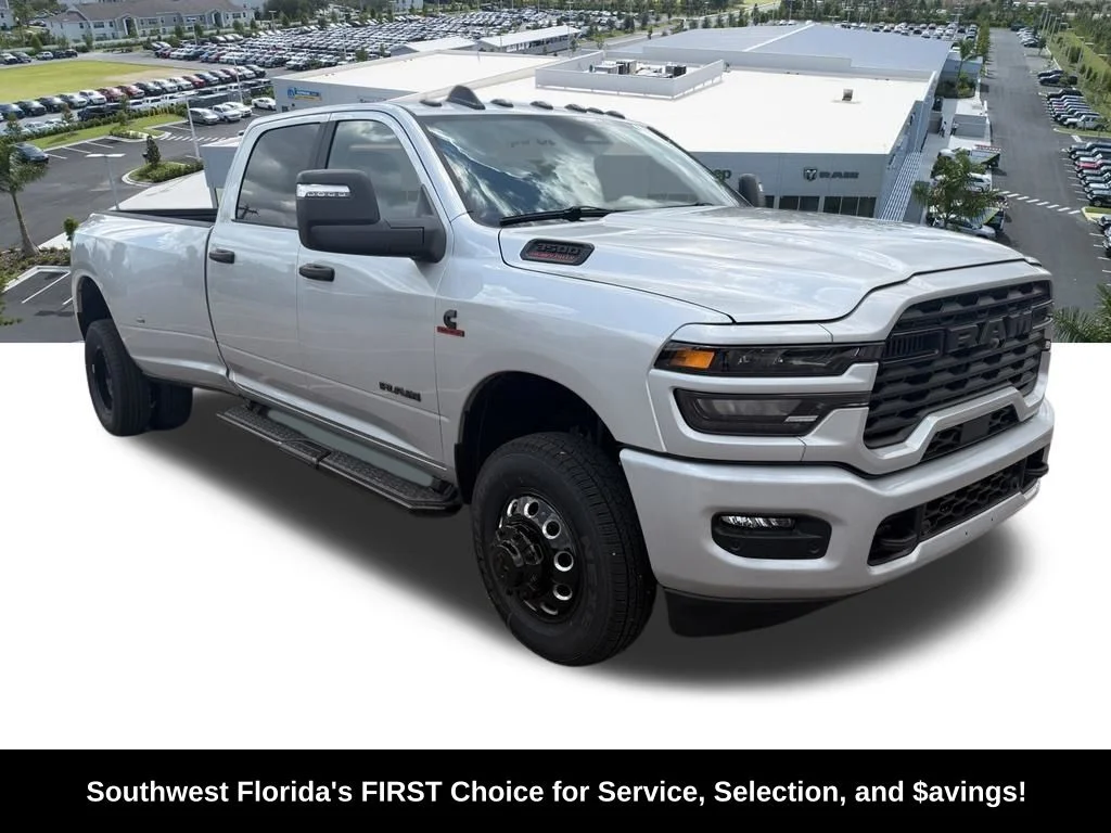 New 2026 Silver-Zynith Exterior Paint RAM Big Horn image 2