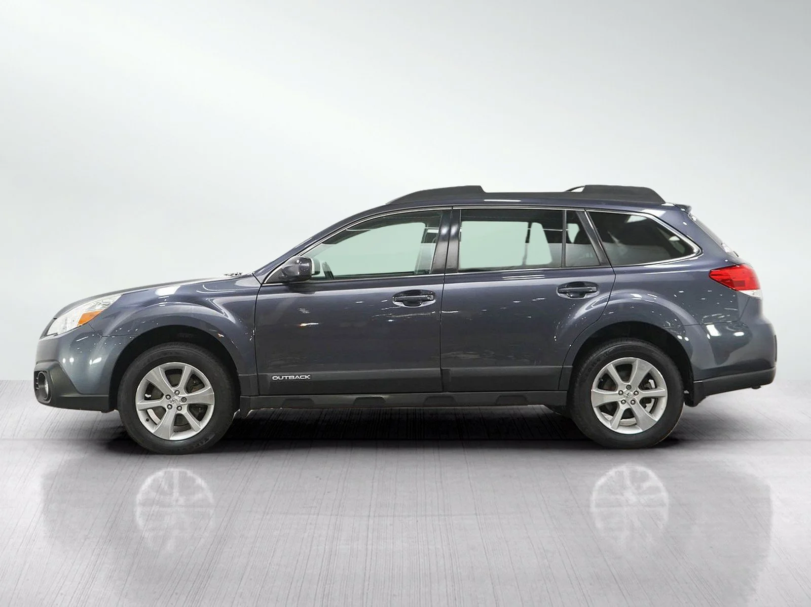 Used 2014 Subaru Outback Limited with VIN 4S4BRDLC0E2210603 for sale in White Bear Lake, Minnesota