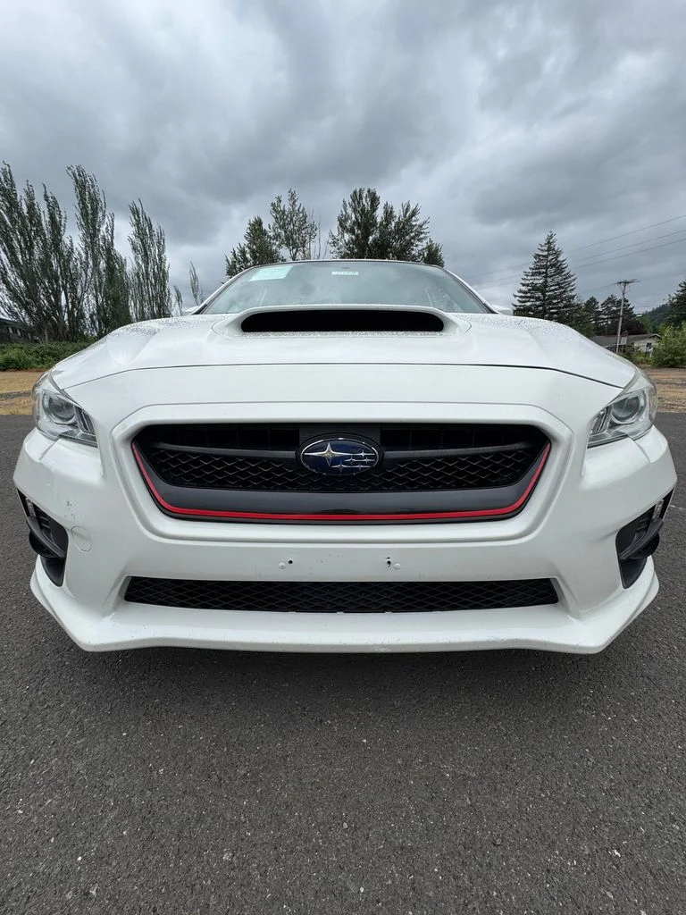 Used 2017 Crystal White Pearl Subaru Base image 40
