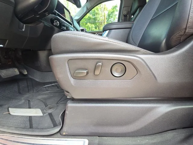 Used 2023 Red Chevrolet RST image 24