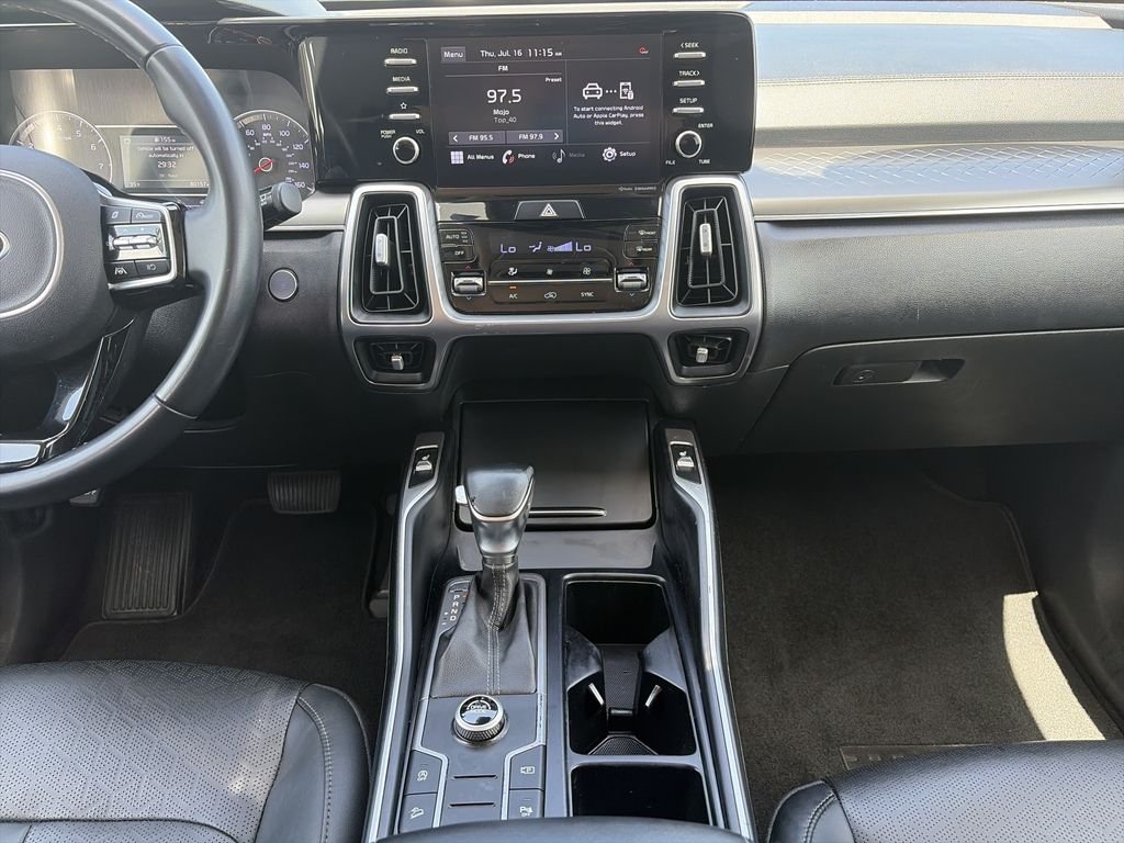 Used 2021 Silver Kia S image 15