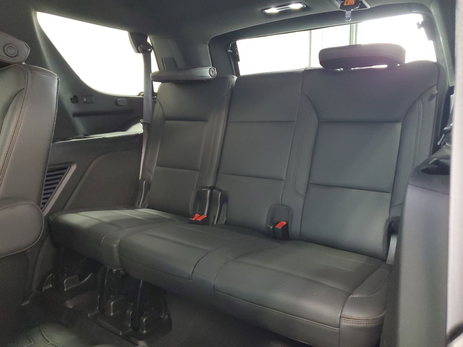 Used 2021 Red Chevrolet High Country image 9