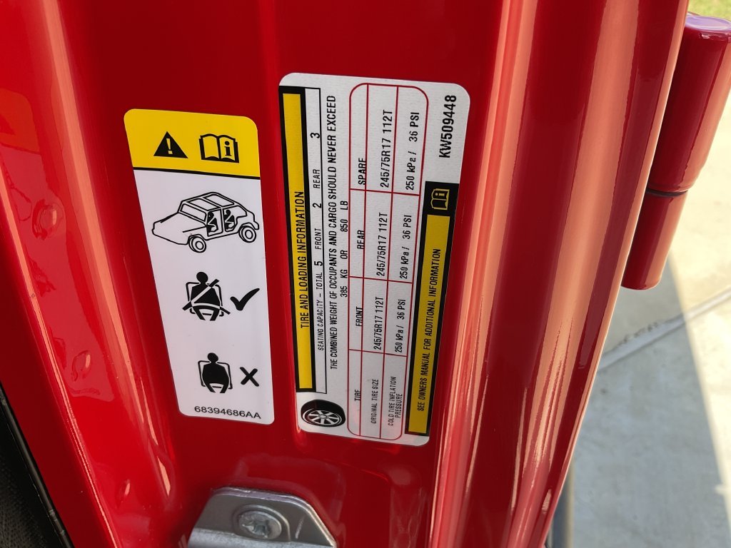 Used 2019 Red Jeep Unlimited Sport S image 29