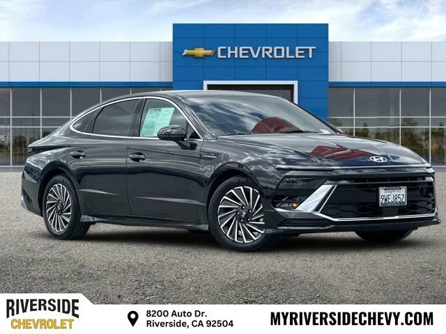 2025 Hyundai Sonata SEL's photo