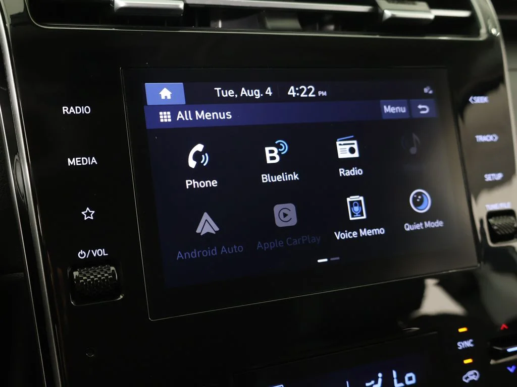 Used 2024 White Pearl Hyundai SEL image 46
