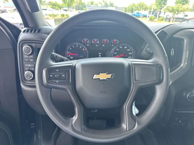 Used 2020 Gray Chevrolet Custom image 15