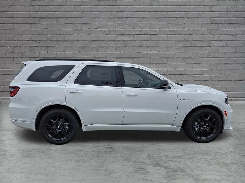 New 2026 White Knuckle Clearcoat Dodge GT Plus HEMI V8 image 9