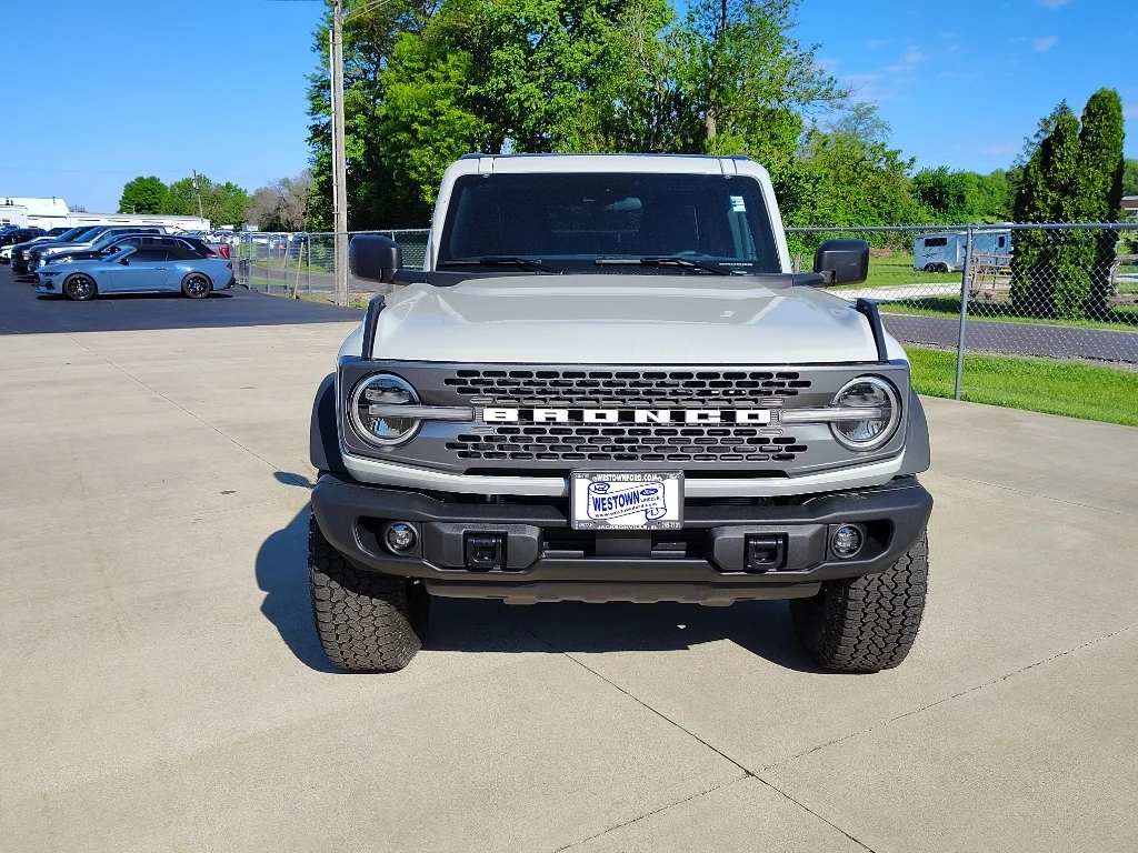New 2026 Avalanche Gray Ford Badlands® image 11