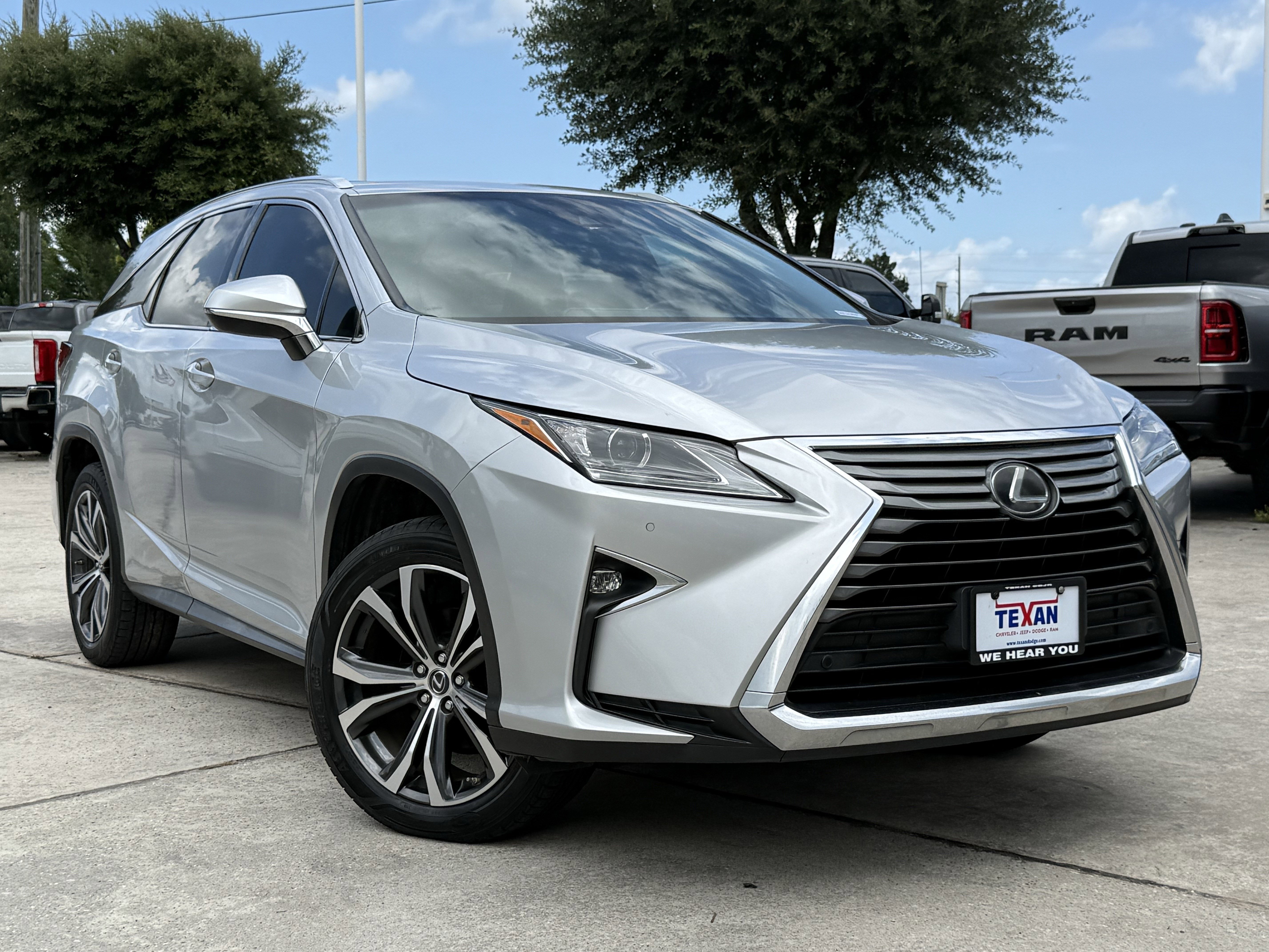 Used 2018 Silver Lexus RX 350L Premium image 2
