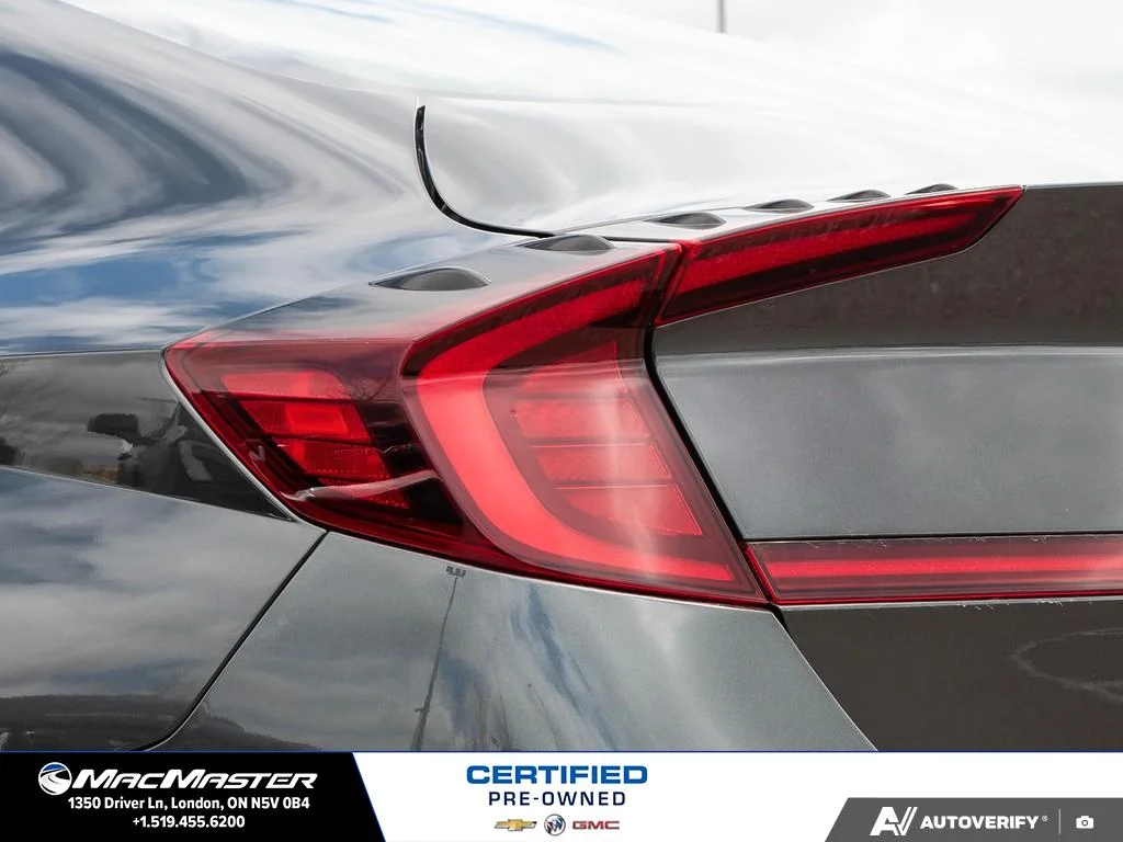 Certified Used 2022  Hyundai Sport image 15