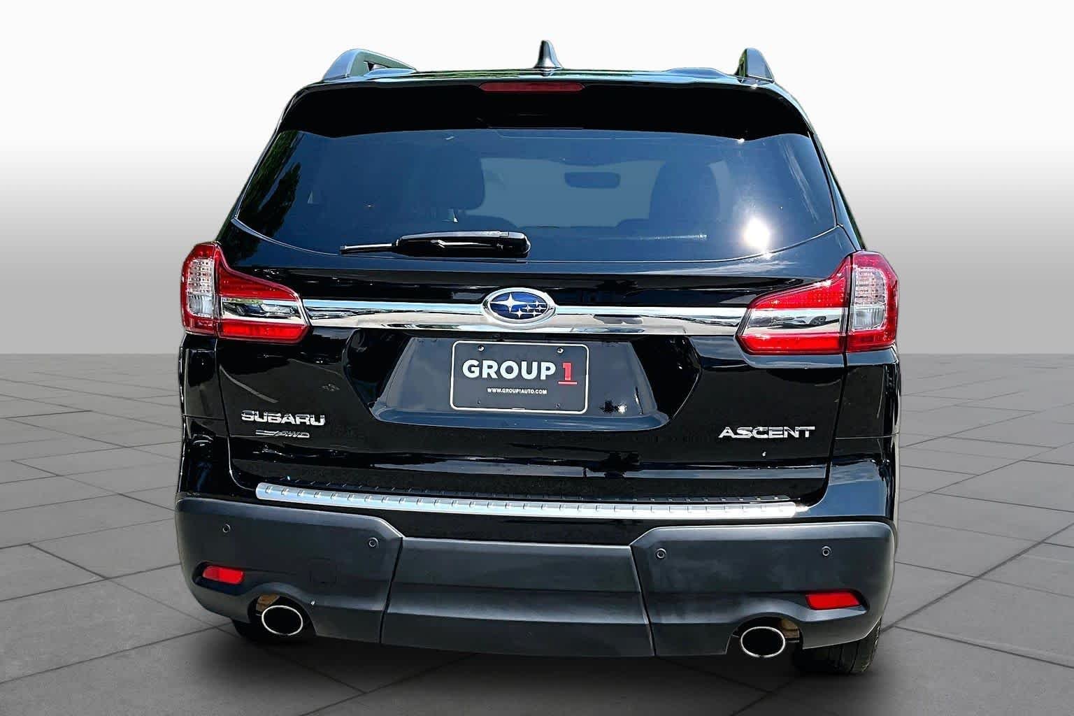 Used 2021 Crystal Black Silica Subaru Premium image 5