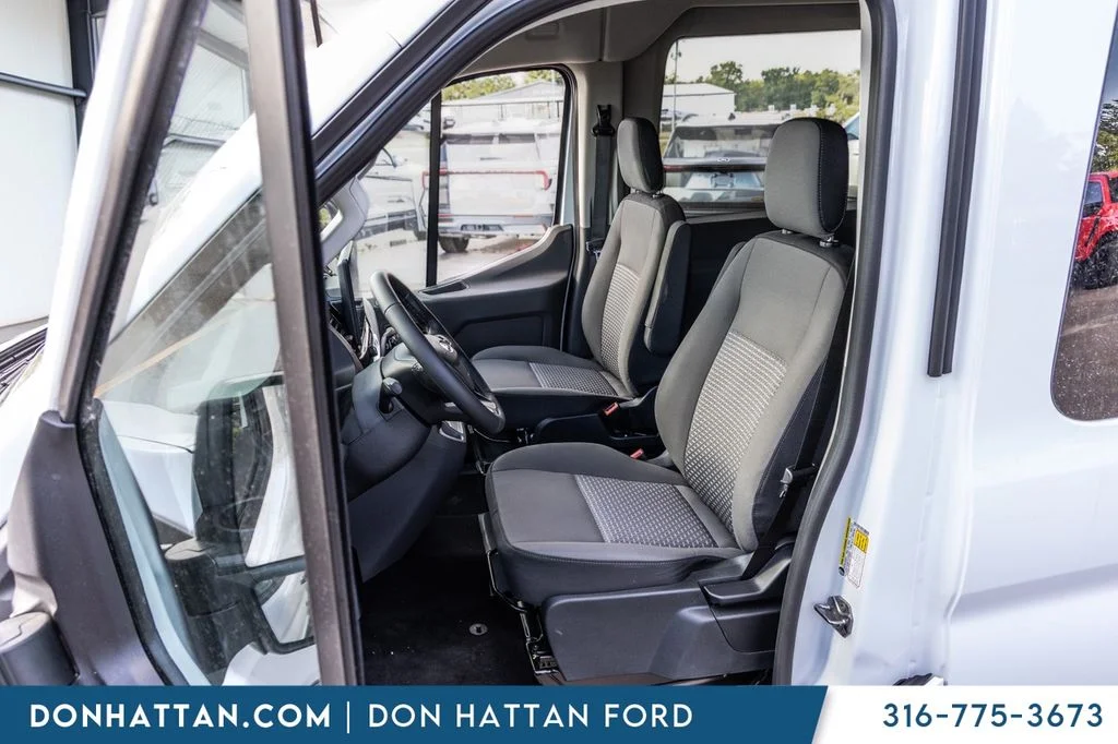 New 2026 Oxford White Ford Passenger Van XLT image 16
