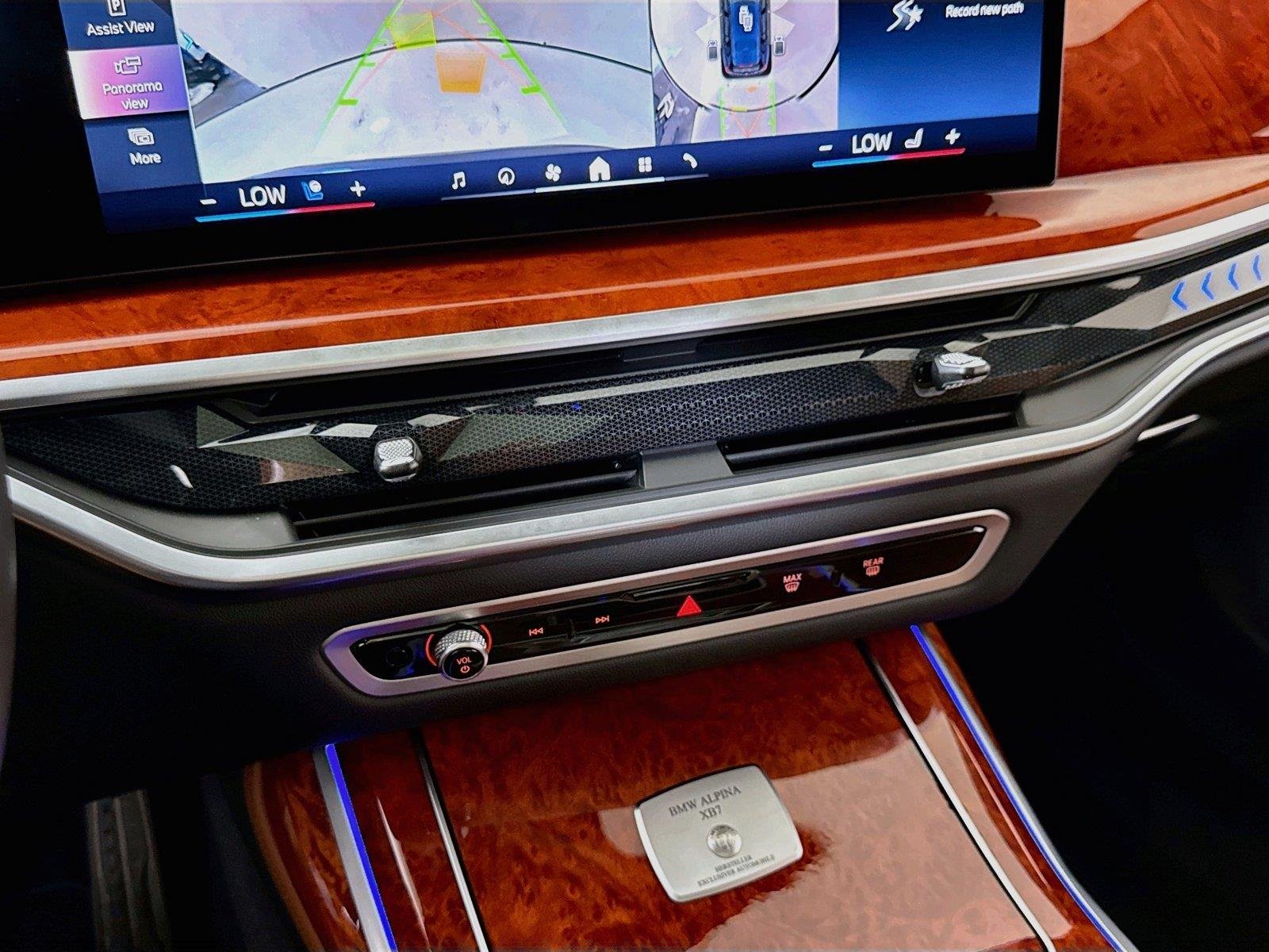 Used 2024 ALPINA Blue Metallic BMW ALPINA XB7 | One Owner image 19