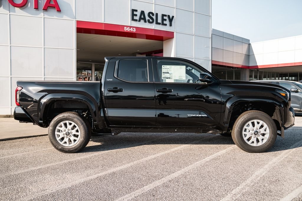 New 2026 Black Toyota SR5 image 9
