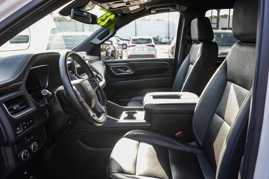 Used 2023 Summit White Chevrolet LT image 16