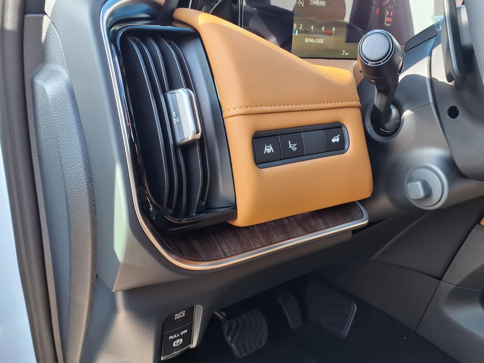 2026 Nissan Armada Platinum Reserve White at Robbins Nissan