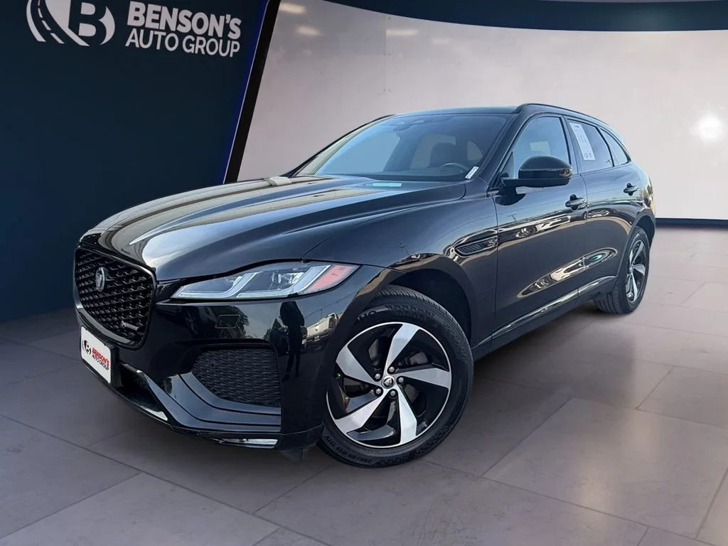 2025 Jaguar F-PACE P250 R-Dynamic S's photo