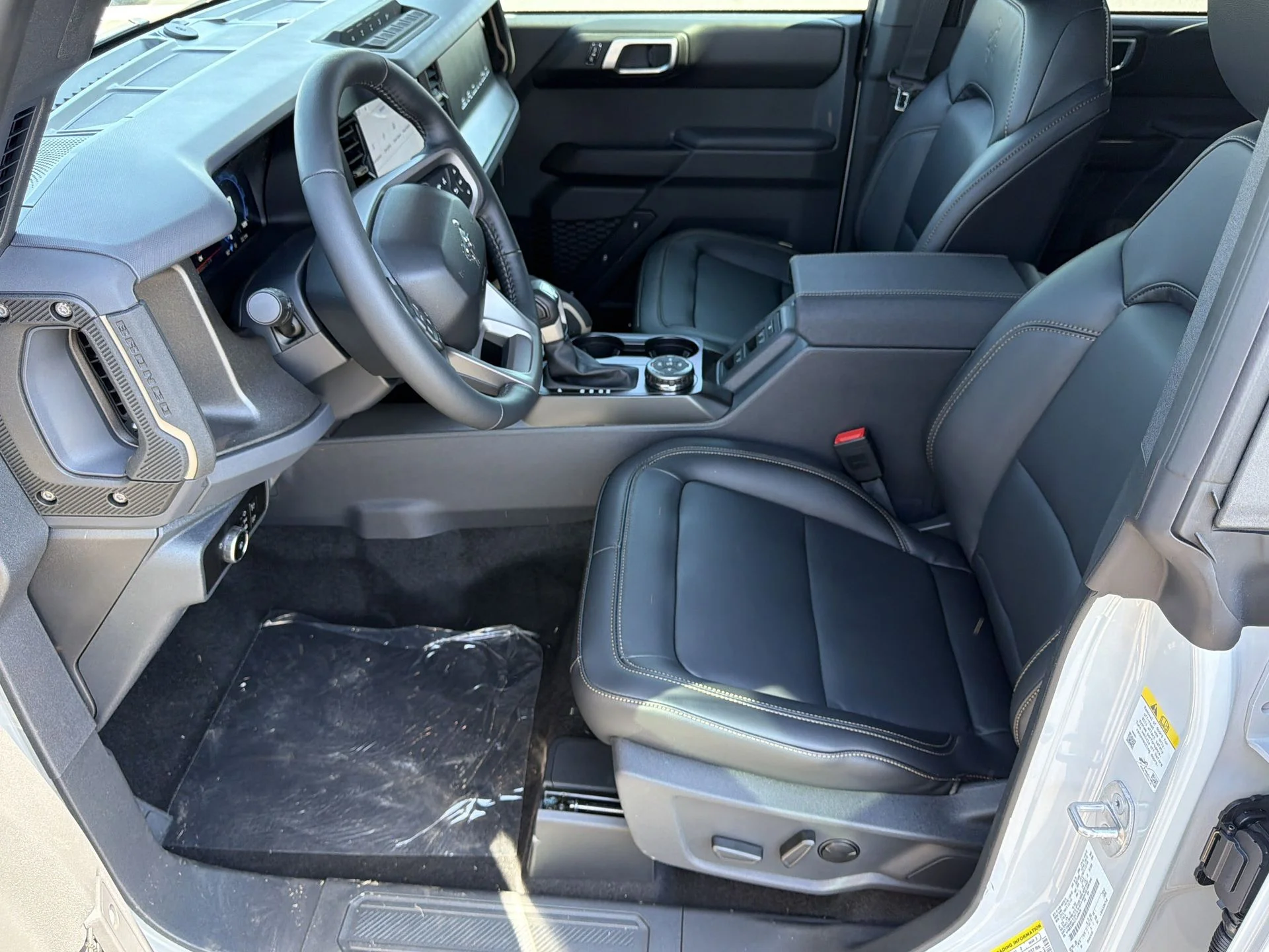 New 2026 Avalanche Gray Ford Badlands® image 21
