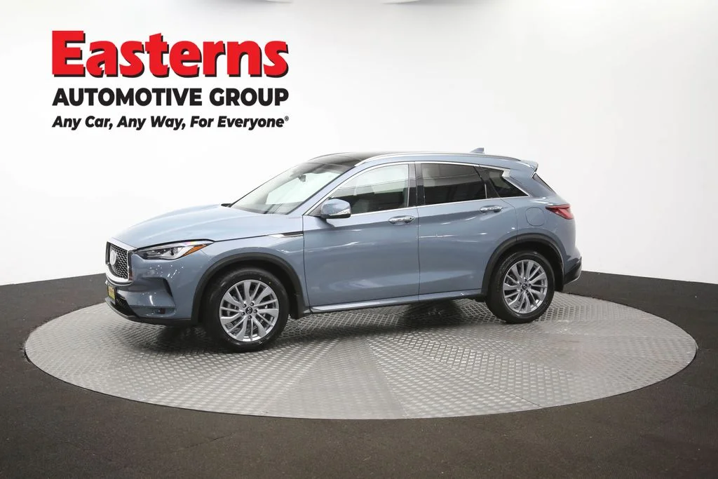 Used 2023 Gray INFINITI LUXE image 60