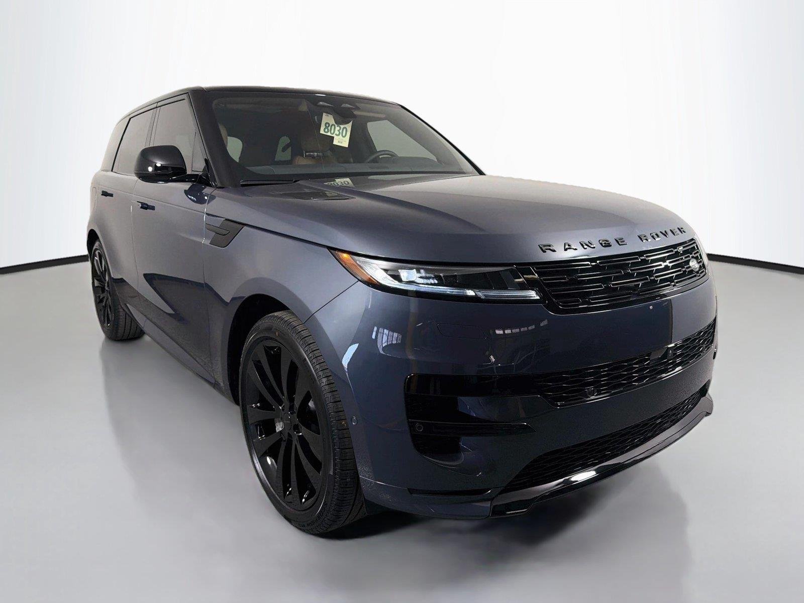 New 2027 Varesine Blue Land Rover Dynamic SE image 3