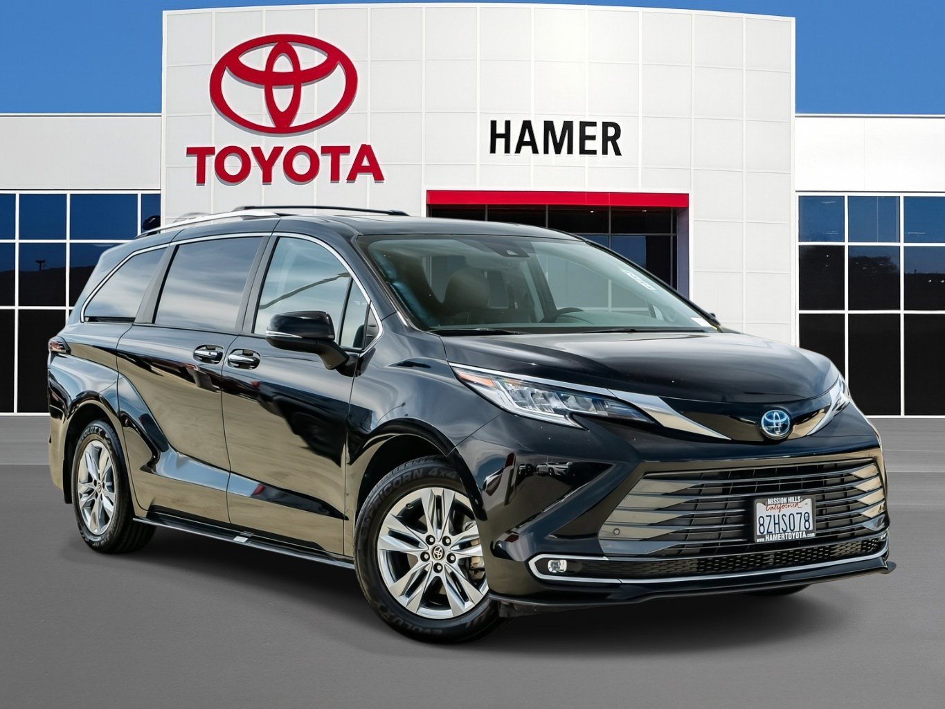 Certified Used 2022 Midnight Black Metallic Toyota Limited image 1