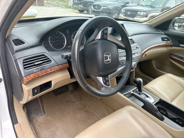 Used 2012  Honda EX-L image 12