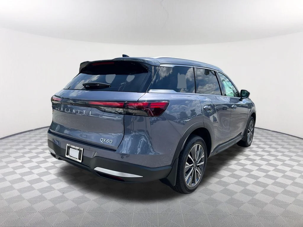 New 2027 MOONBOW BLUE INFINITI Luxe FWD image 5