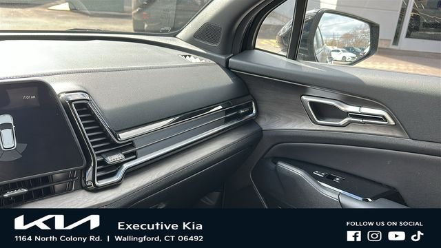 Used 2023 Black Kia X-Line image 20