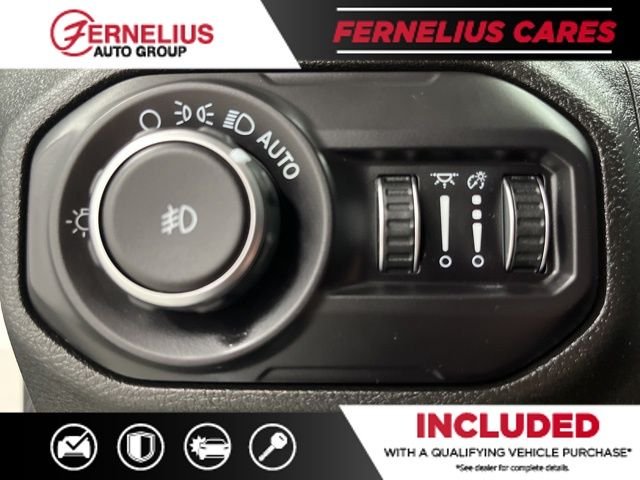 Used 2018 Silver Jeep Unlimited Sport S image 37