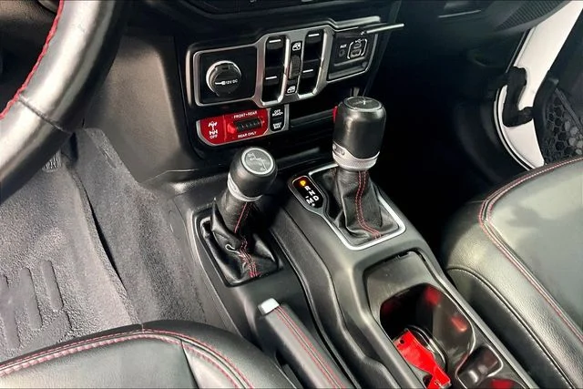 Used 2022 White Jeep Rubicon image 11