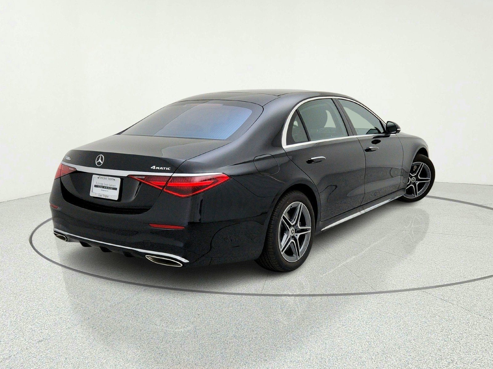 New 2026 Black Mercedes-Benz S 580e 4MATIC® Sedan image 30