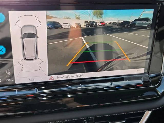 2026 Volkswagen Atlas SE w/Tech - Photo 13