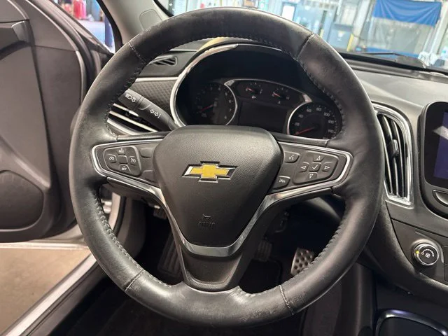 Used 2017 SILVER ICE METALLIC Chevrolet LT image 14