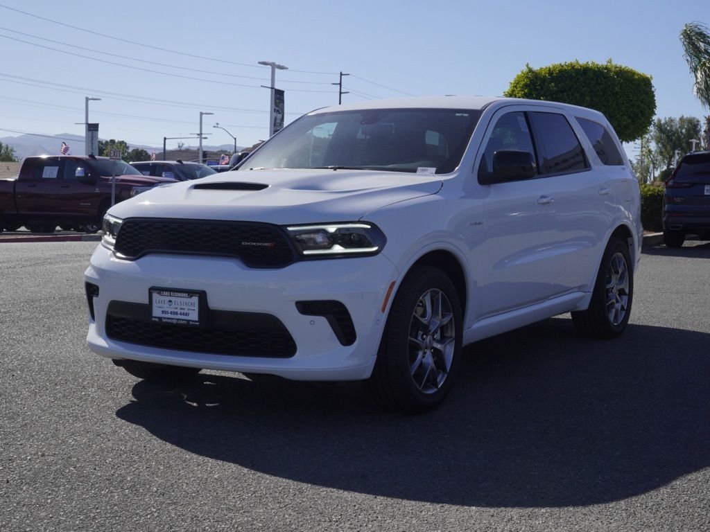 New 2026 White Knuckle Clear-Coat Exterior Paint Dodge GT HEMI V8 image 7