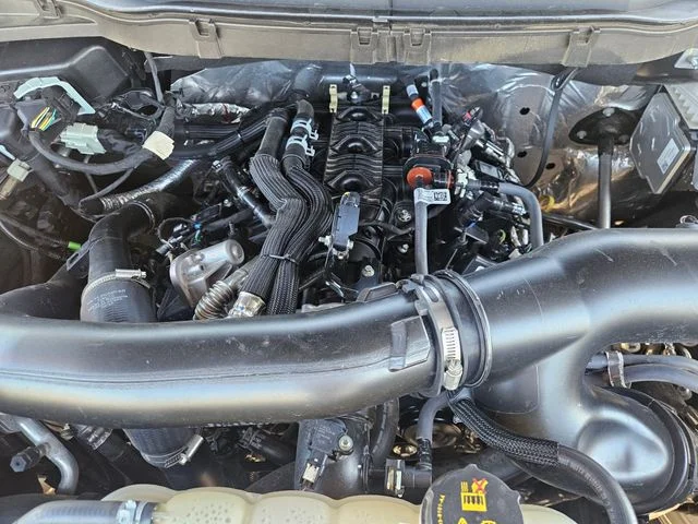 Used 2025 Black Ford XLT image 22