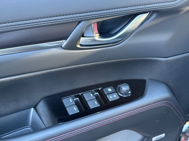 2025 Mazda CX-5 S Carbon Edition - Photo 38