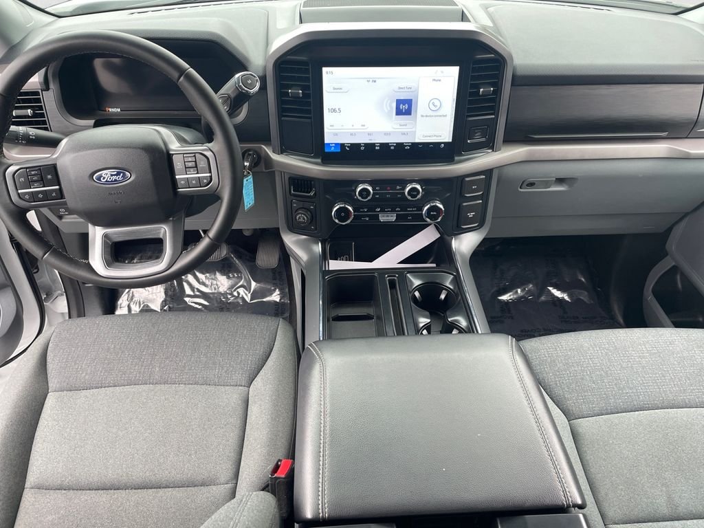 2025 Ford F-150 XLT - Photo 10