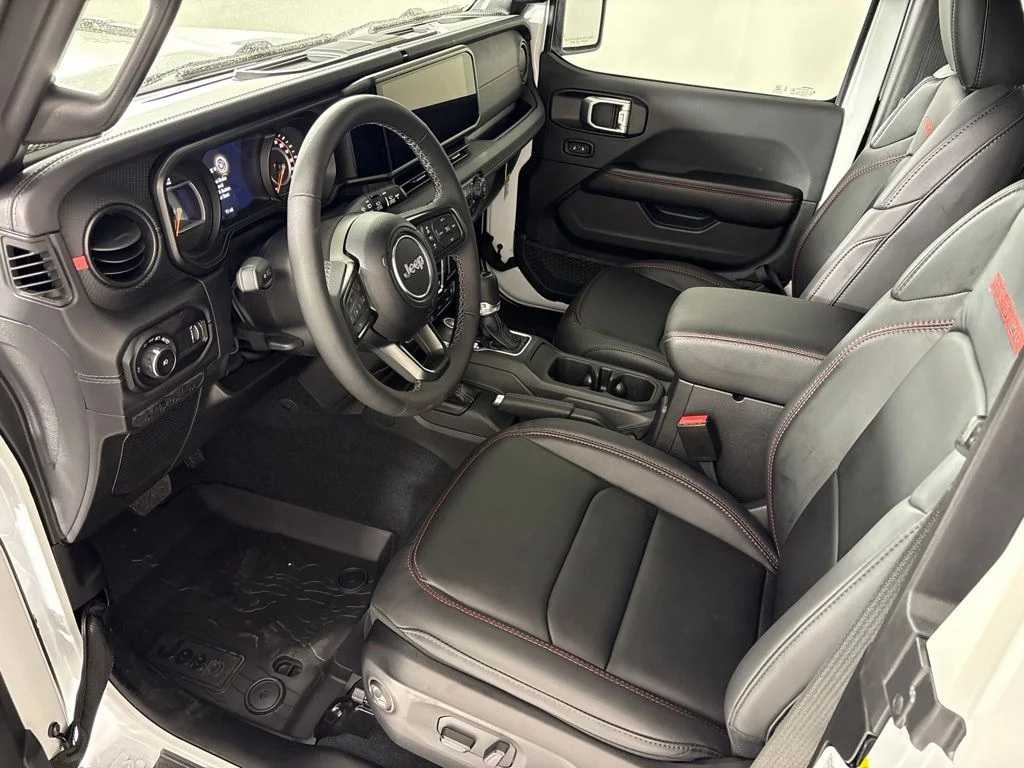 New 2027 White Jeep Rubicon X image 24