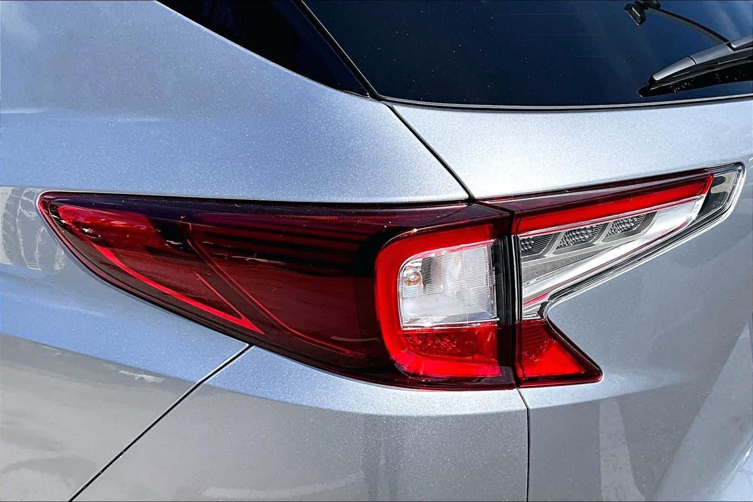 New 2026 Solar Silver Metallic Acura w/Technology Package image 14