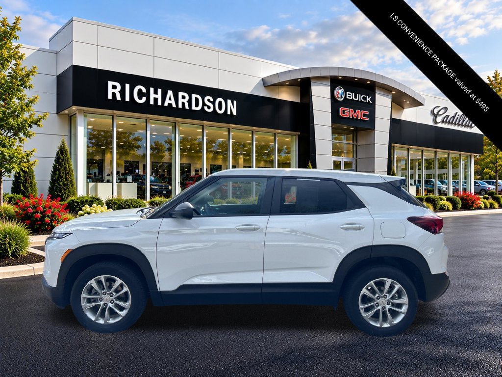 Used 2024 Summit White Chevrolet LS image 2