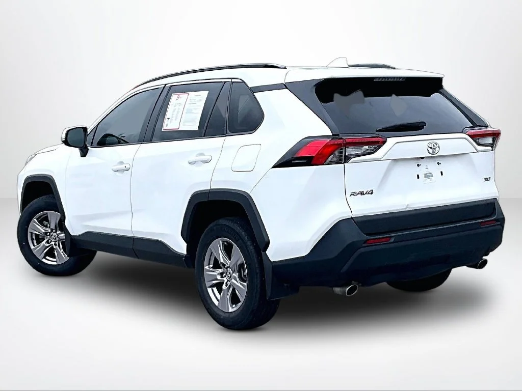 Used 2024 White Toyota XLE image 12