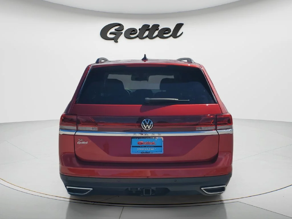 Used 2024 Red Volkswagen 2.0T SE w/Technology image 6