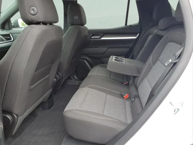 Used 2026 Summit White GMC Elevation image 18