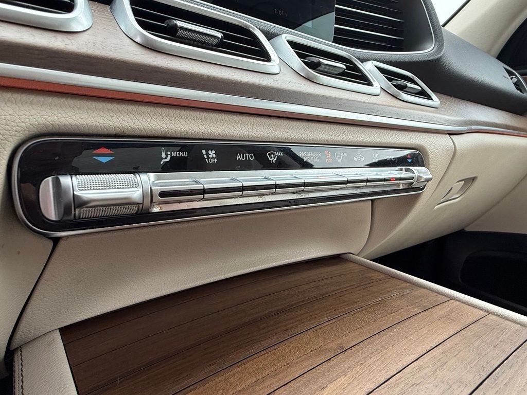 Certified Used 2022 Blue Mercedes-Benz GLE 350 image 41