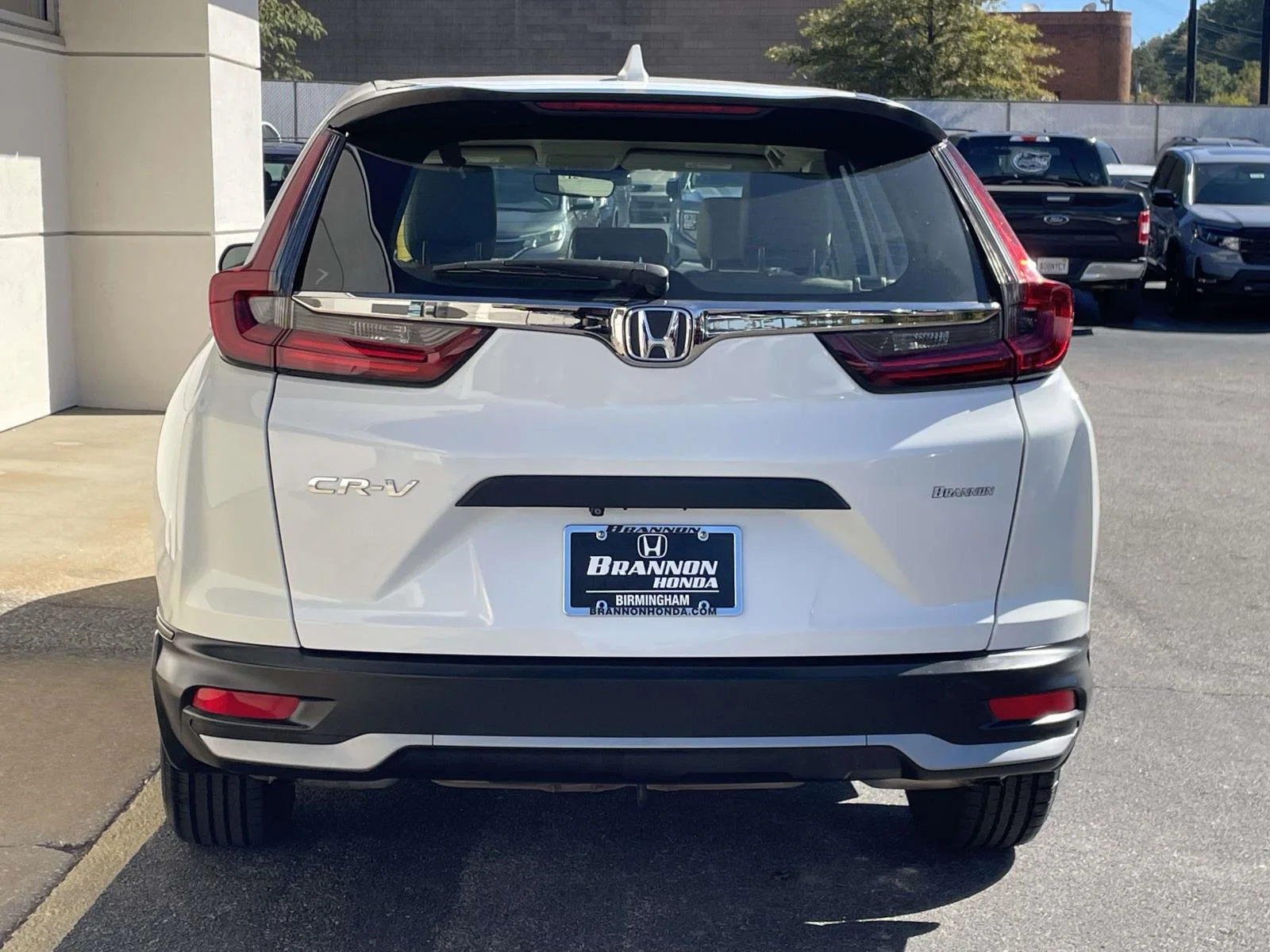 Certified Used 2020 Platinum White Pearl Honda LX 2WD image 3