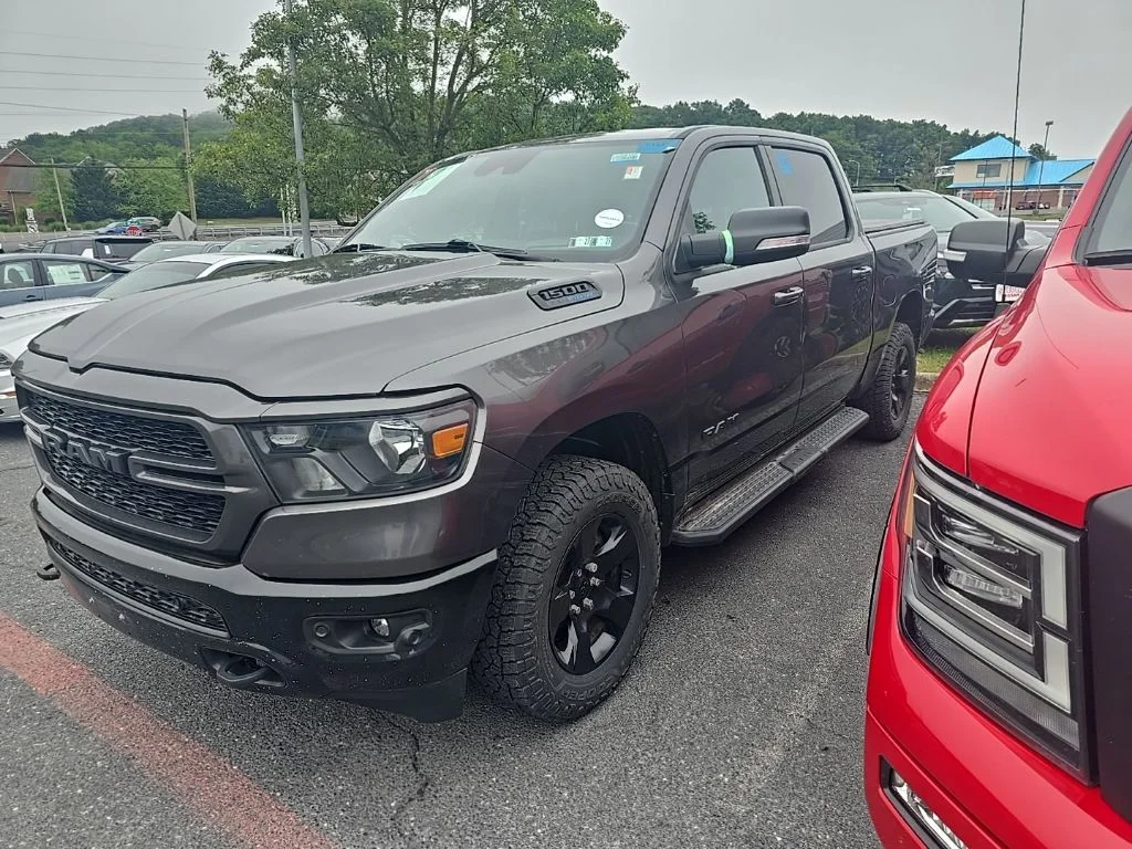 2022 RAM 1500 Big Horn/Lone Star 4x4 Crew Cab 5'7's photo